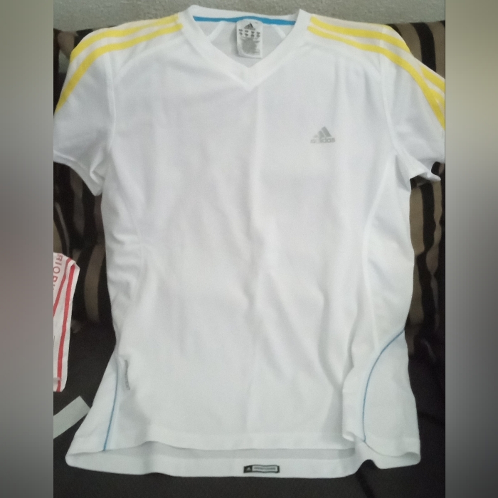 Adidas Girls White RESPONSE Short Sleeve Shirt LG